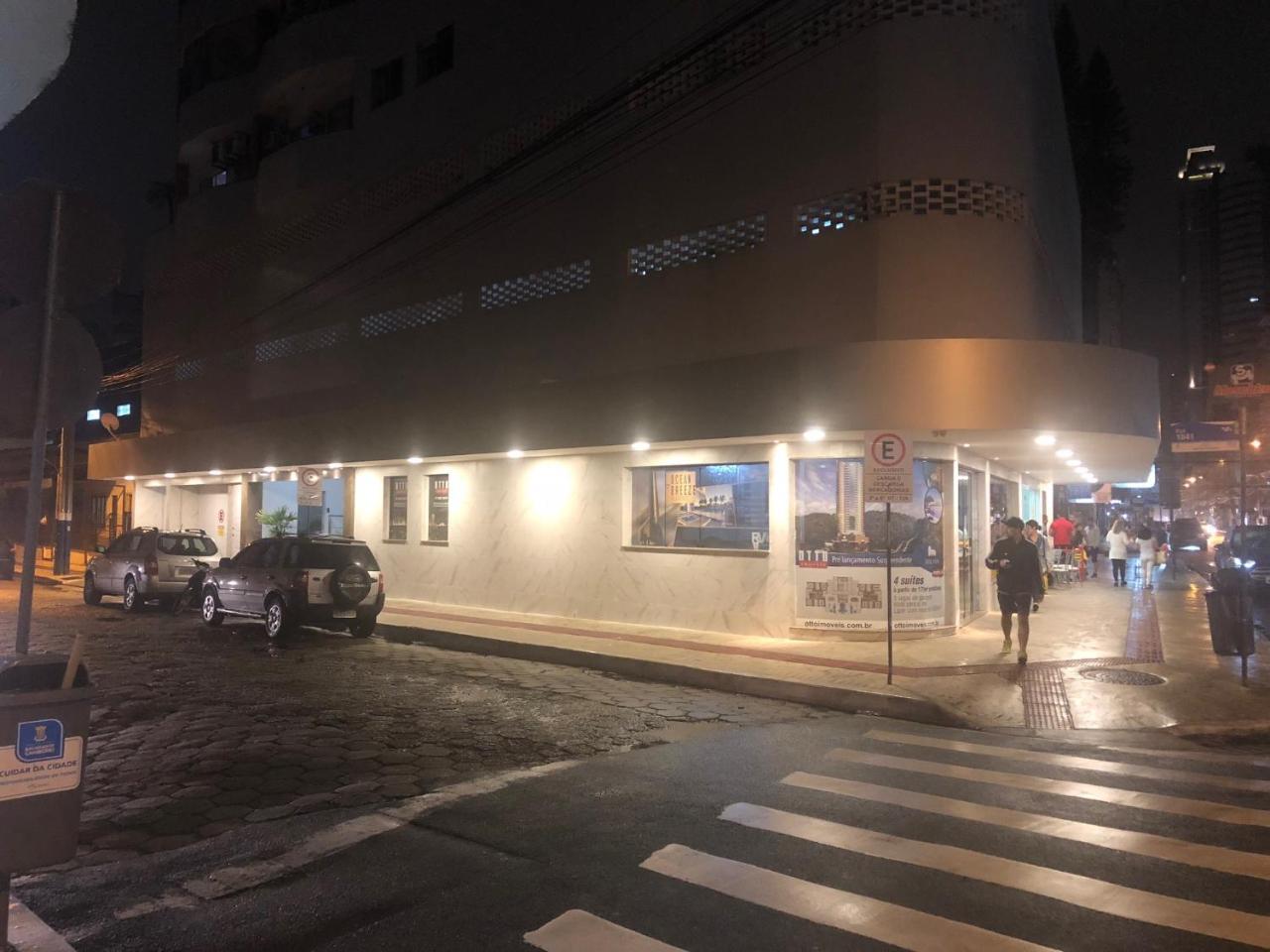Apto Av. Brasil - Centro Balneário Camboriú Zewnętrze zdjęcie